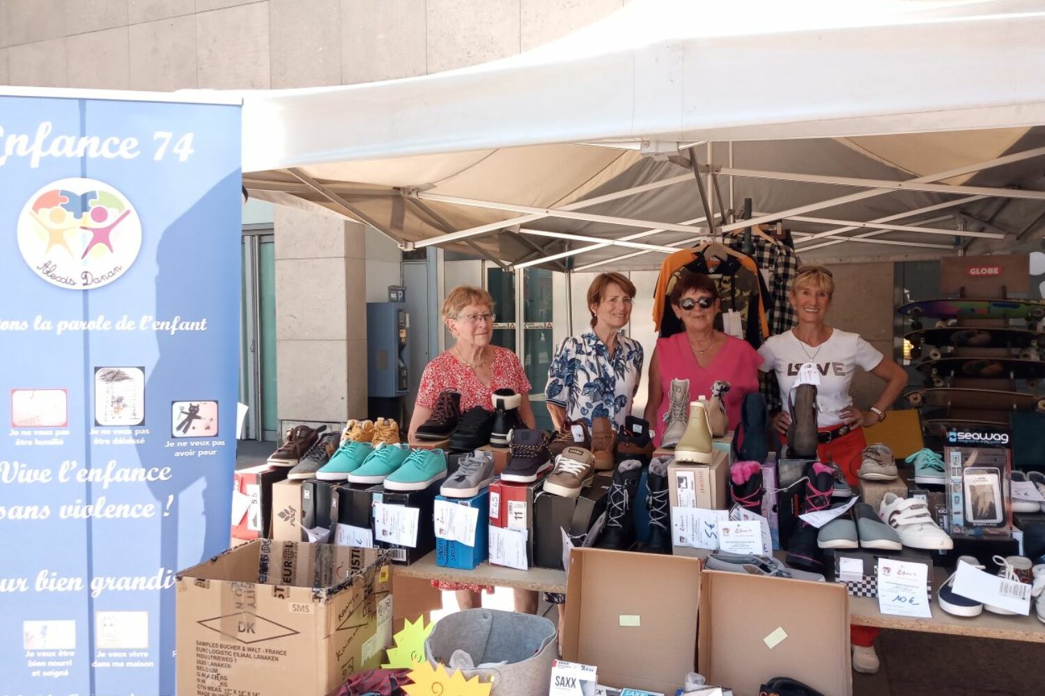 Vente Alpine Side au profit d’Enfance 74